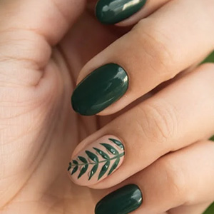 Doreen Nails II gallery